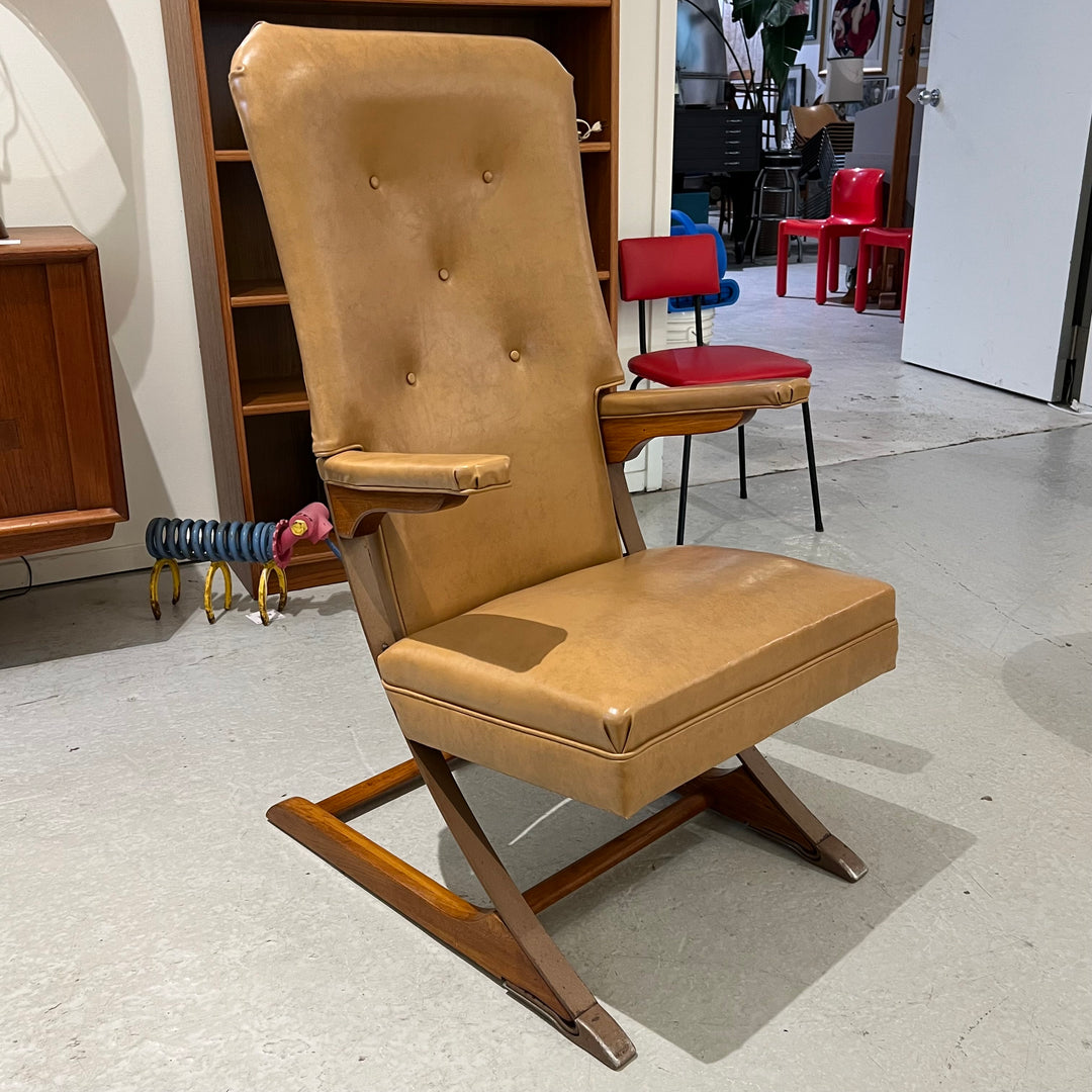 Lazy D Rocking Chair in Tan Vinyl