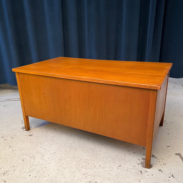 Large Double Pedestal Oak Desk